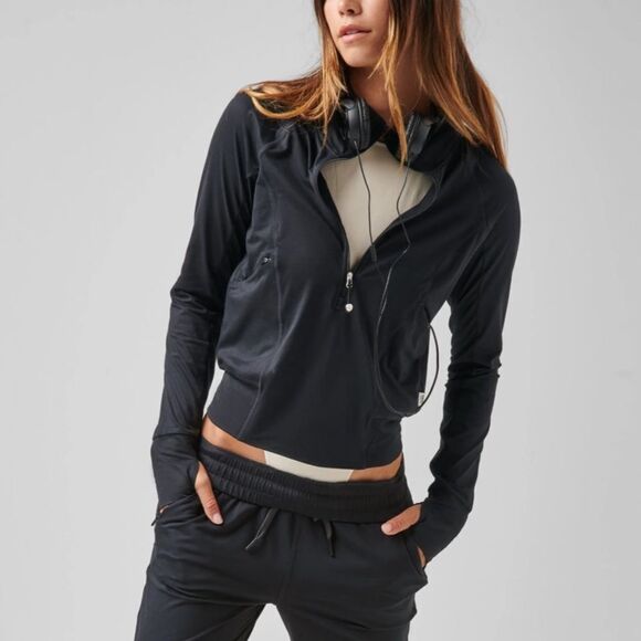 GREATNESS WINS - SLENDER COZY HALF ZIP - Picture 1 of 7